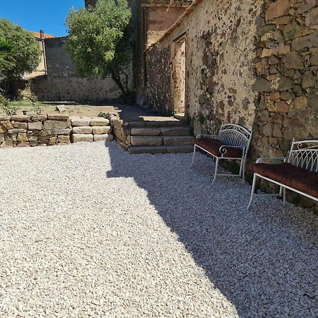 Borgo Santo Stefano Villa Oschiri ภายนอก รูปภาพ